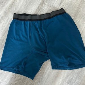 Men’s Lululemon boxer briefs